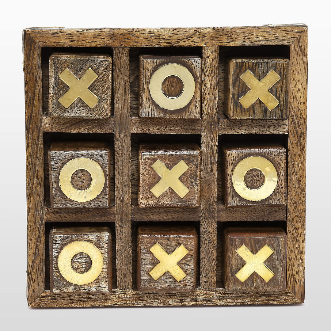 An 5 × 5 board for Kriegspiel Tic-Tac-Toe